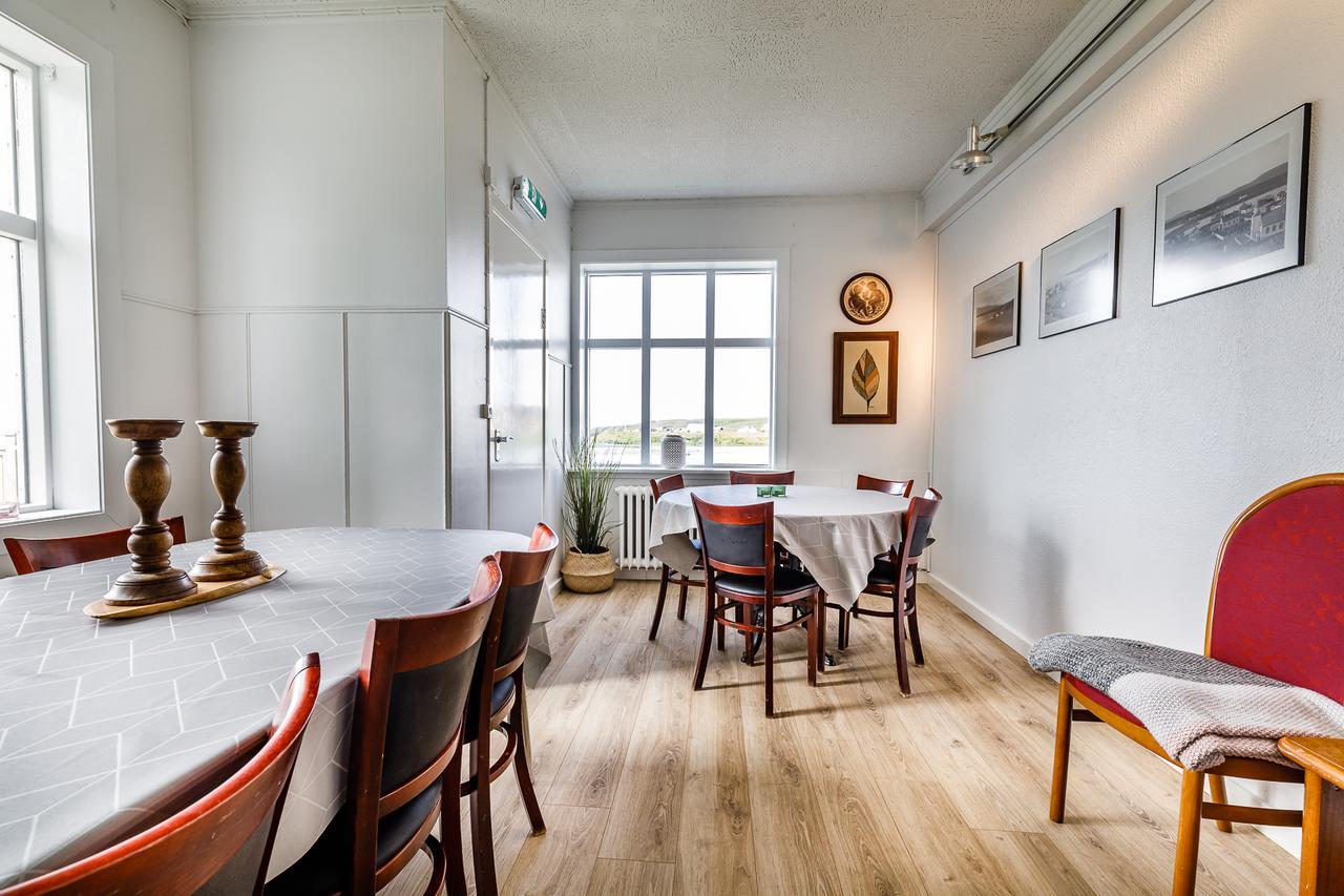 Riverside Hostel Blonduos Ngoại thất bức ảnh